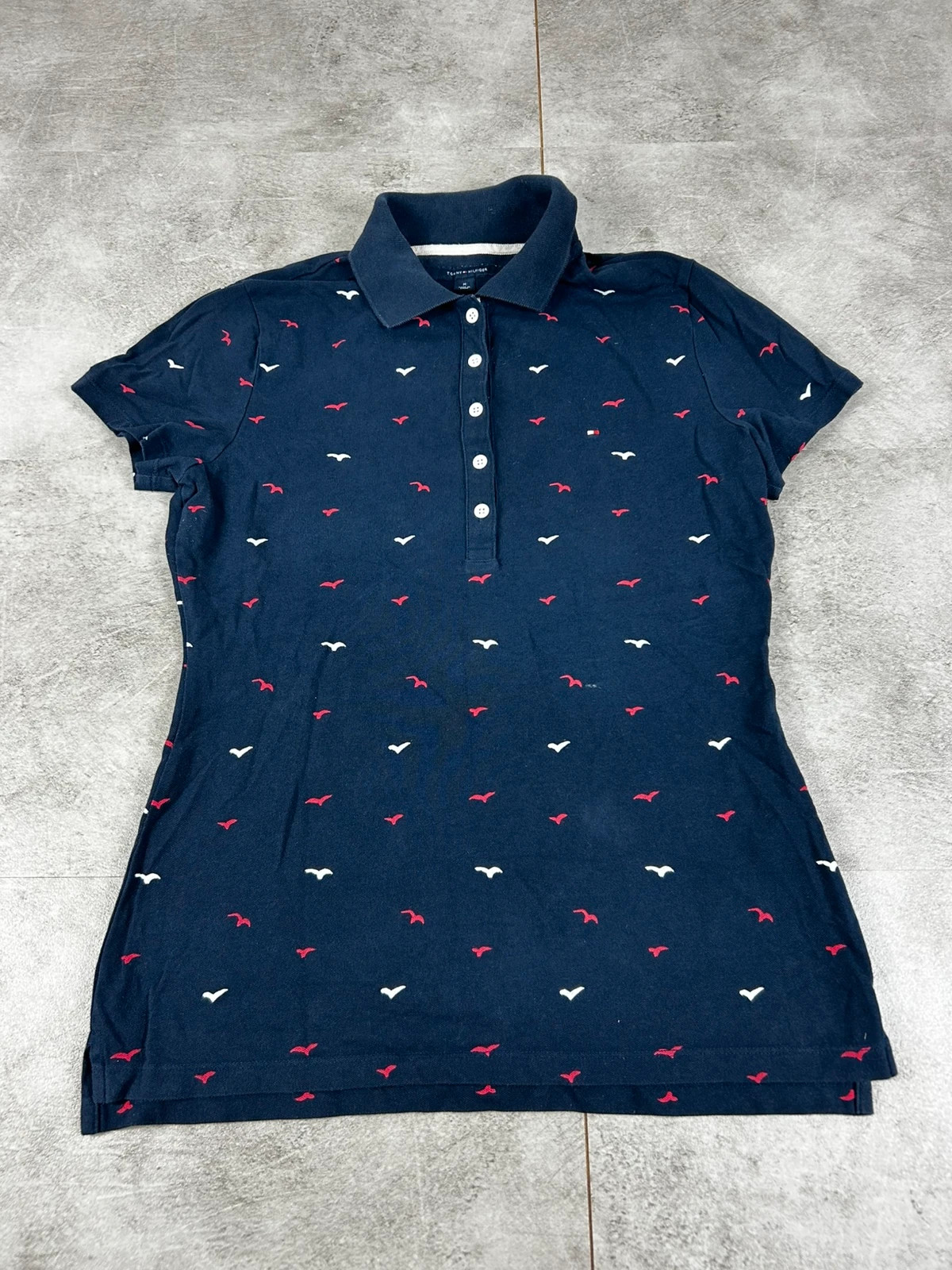 Tommy Hilfiger femmes polo manches courtes taille M bleu marine imprimé oiseaux logo brodé – Tommy Hilfiger – taille M / 38 / 10 4