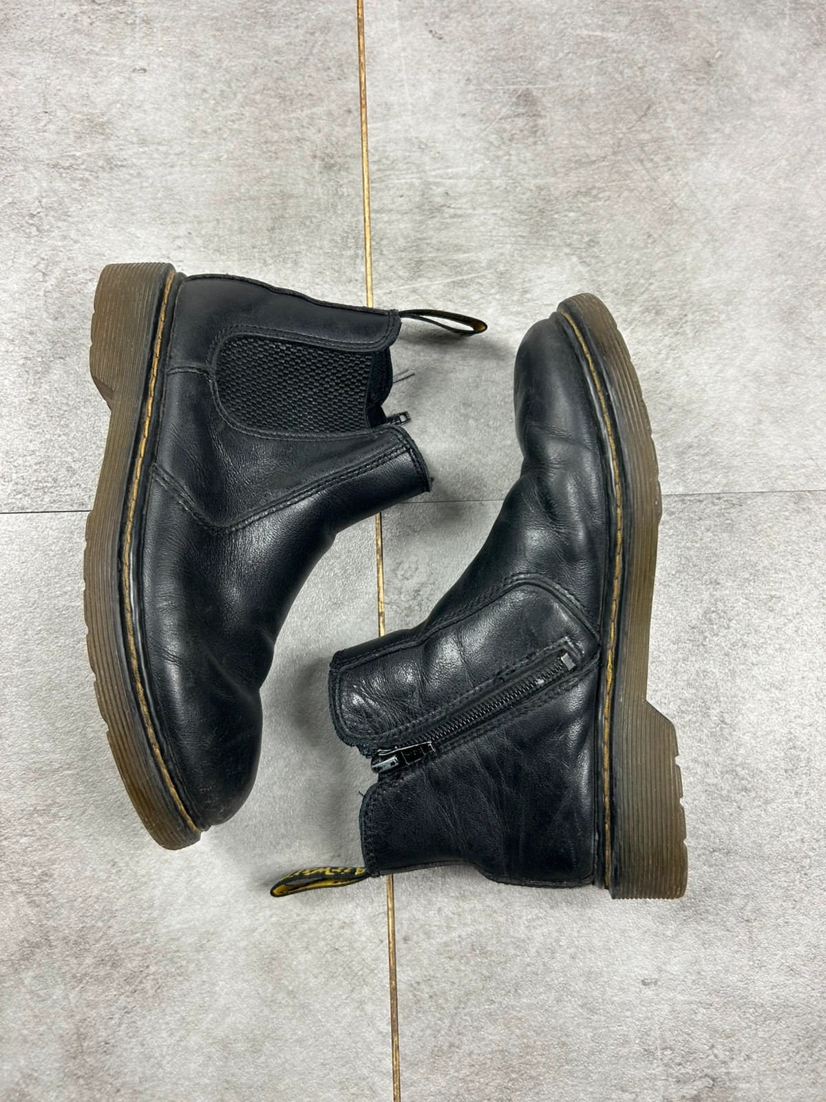 Dr. Martens Chelsea boots noires cuir femme / ado taille 34 (zippées) – Dr. Martens – taille 34 2