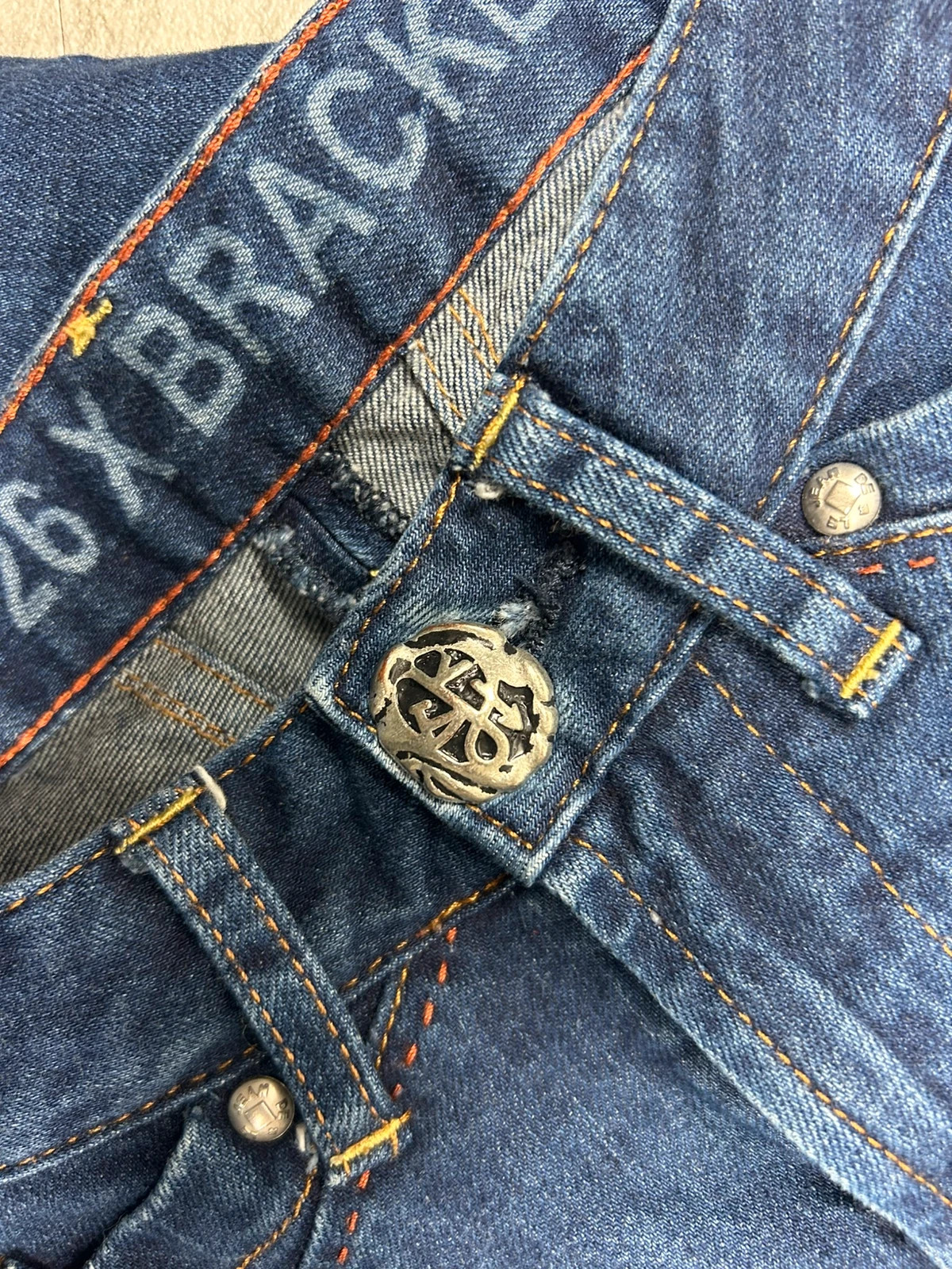 Jean Marithé François Girbaud femme vintage taille basse coupe droite denim brut 26X – Marithé + François Girbaud – taille S / 36 / 8 5