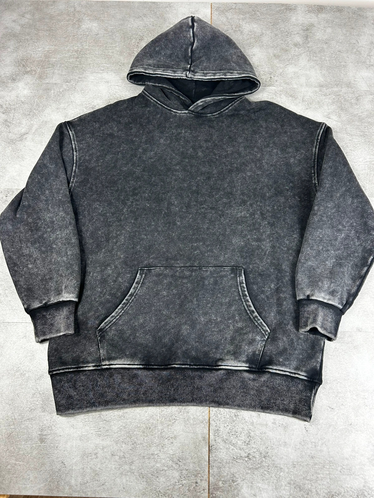 Balenciaga hoodie oversize noir delave S unisex logo custom Malyshka Na Million
