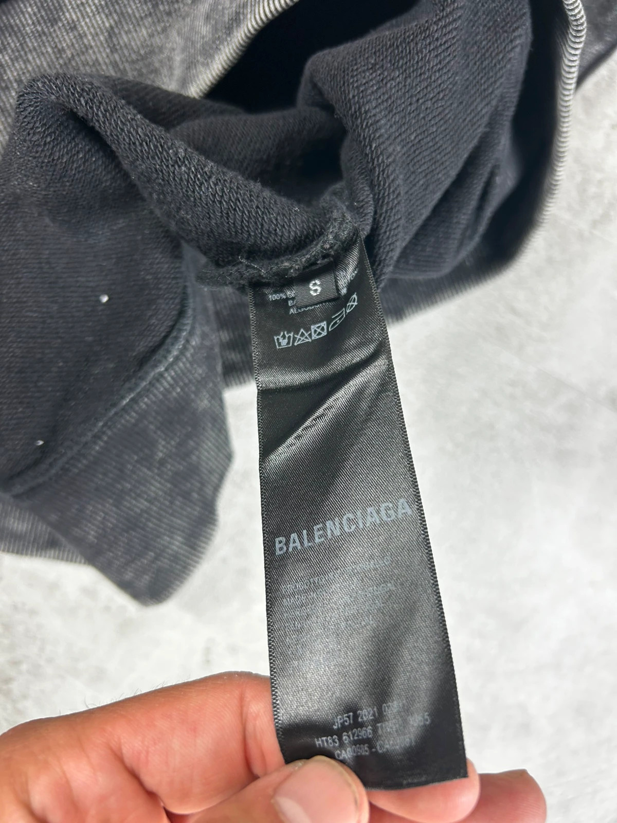 Balenciaga hoodie oversize noir delave S unisex logo custom Malyshka Na Million – Balenciaga – taille S 5