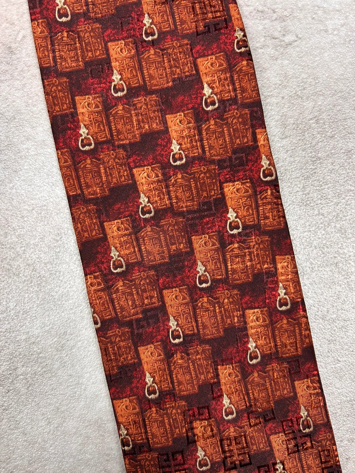 Givenchy homme cravate vintage soie largeur classique motifs géométriques rouge bordeaux – Givenchy 2