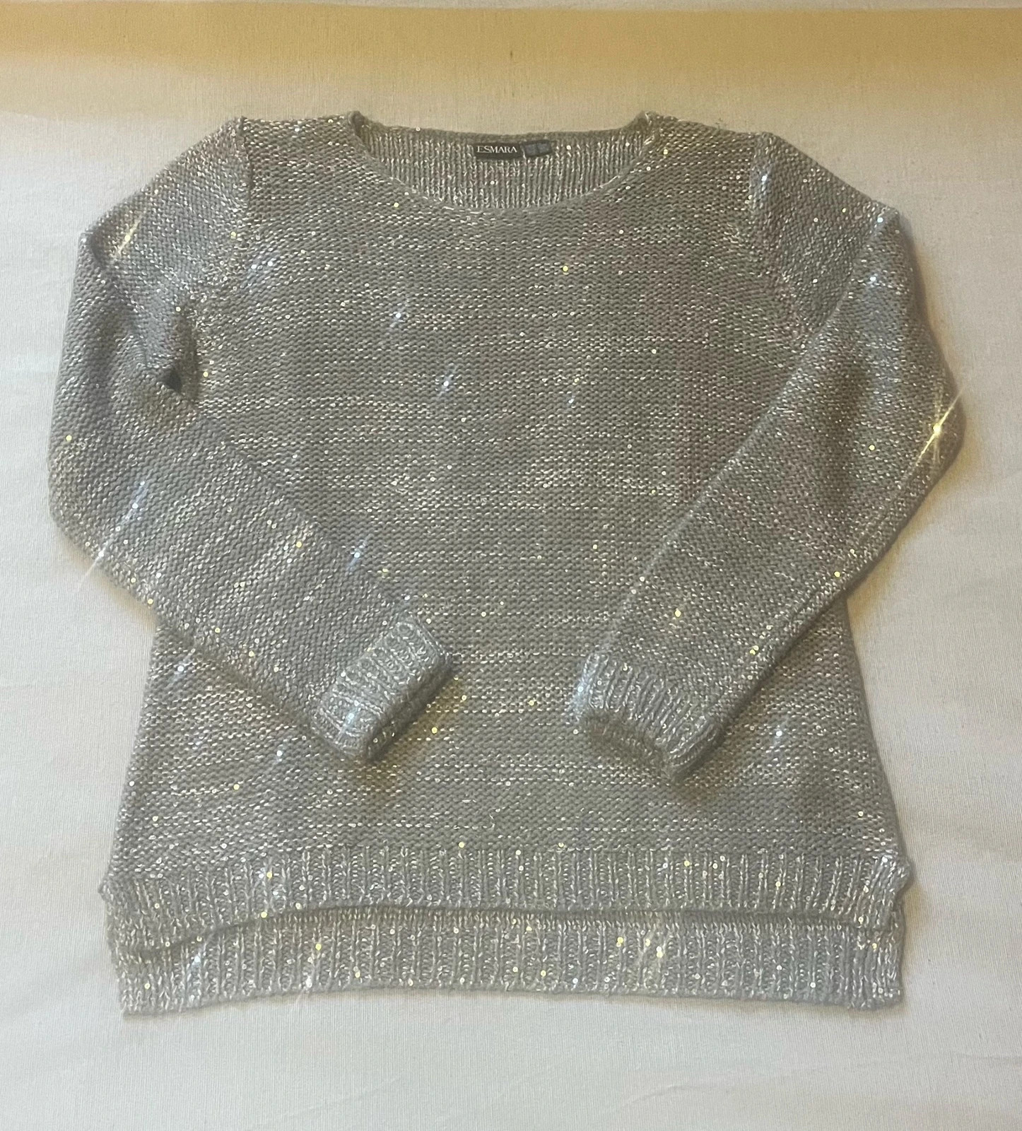 Pull Esmara gris argenté pailleté sequins taille 40 lot 51 – Esmara – taille L / 40 / 12 2