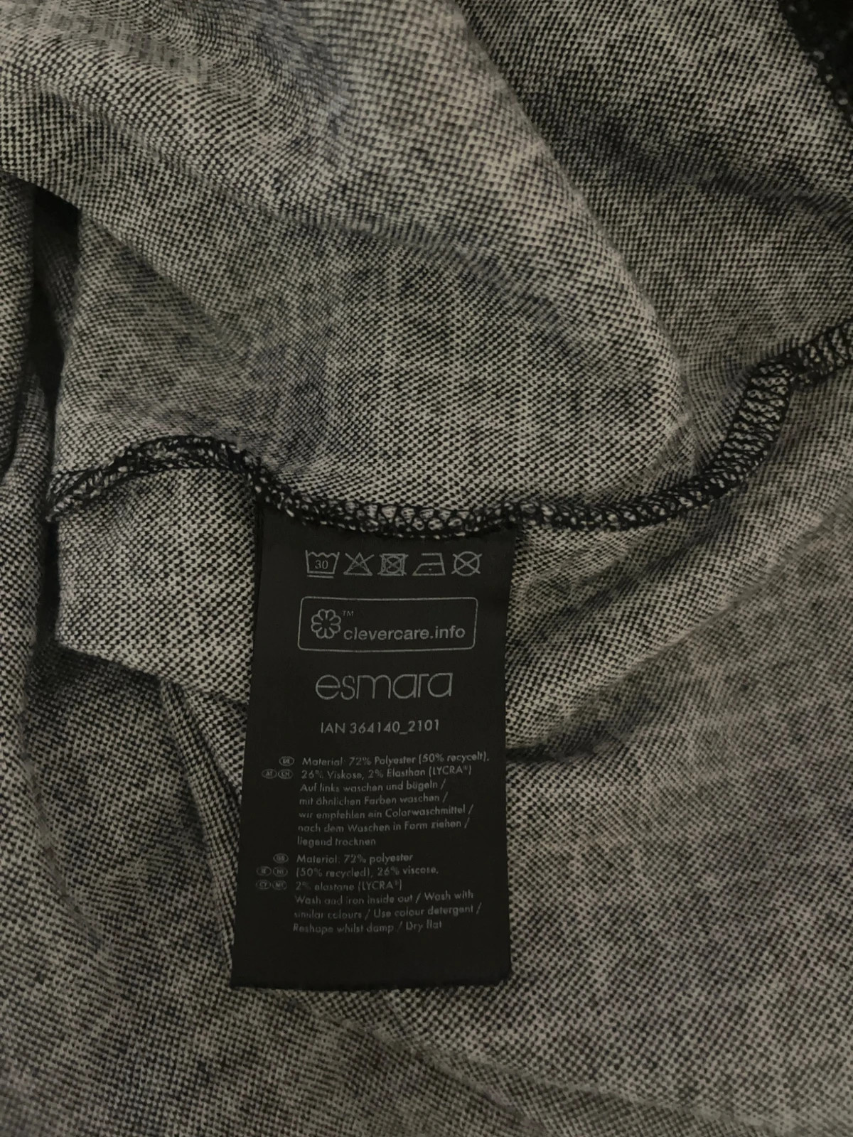 Pull Esmara carreaux noir et blanc taille M lot12 – Esmara – taille M / 38 / 10 5
