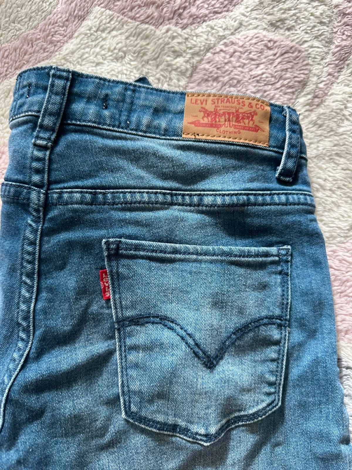 Jeans Lévis – Levi's – taille 16 ans / 176 cm 3