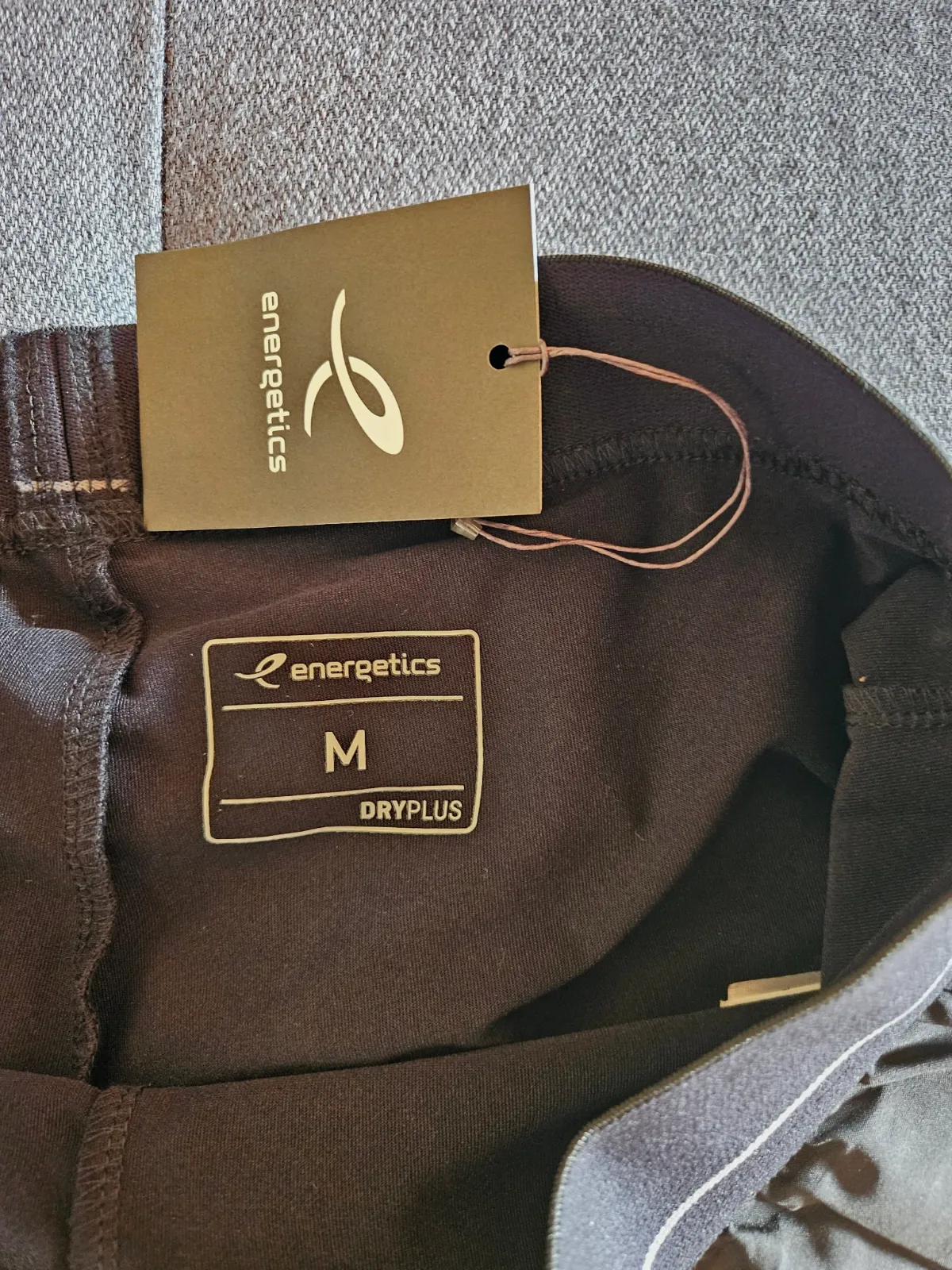 Short sport neuf – Énergétique – taille M 3