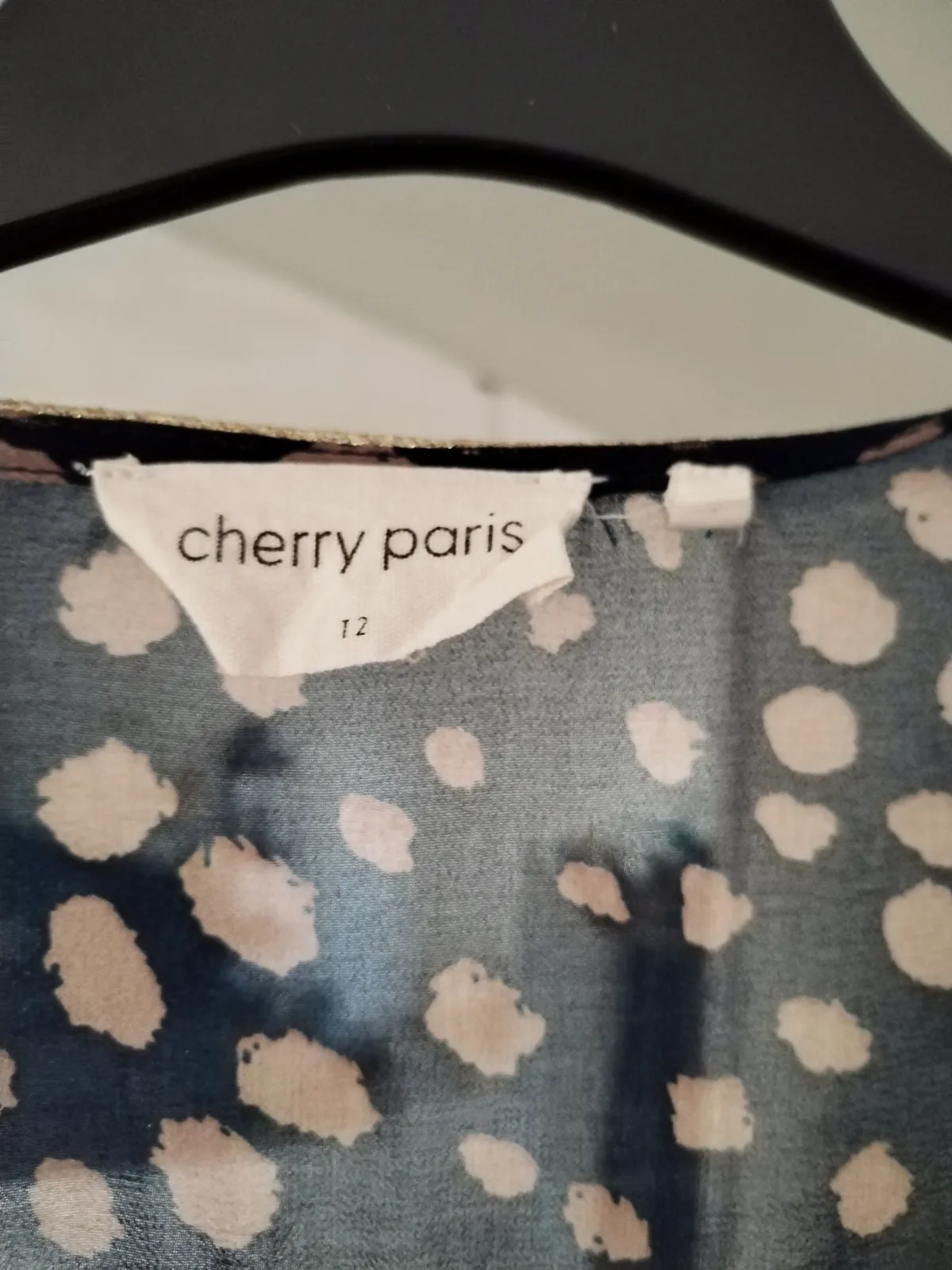 Très beau chemisier model déposé cherri paris taille 38, ample et plis.  – Cherri paris – taille L 4