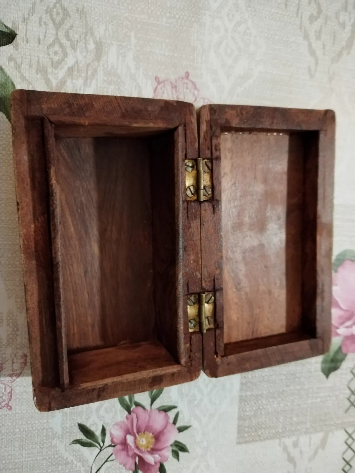 Belle boîte ancienne artisanale de la marine en bois massif. – Marine 3