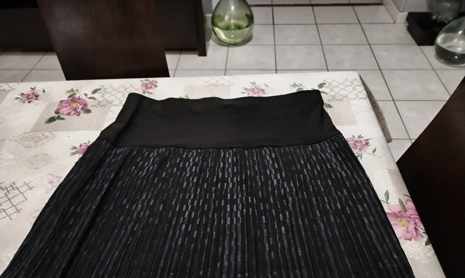 Jolie jupe fluide doublée plissée, large bande à la taille, taille L – Autre – taille L 3
