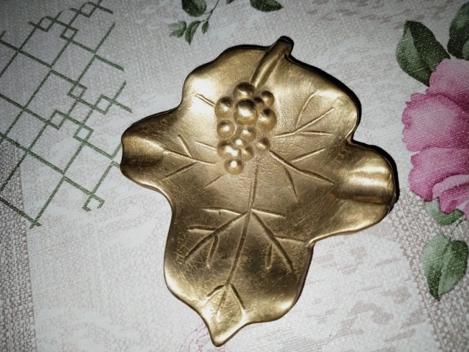 Beau cendrier vintage rétro en laiton ou bronze.  – Henri maire. 5