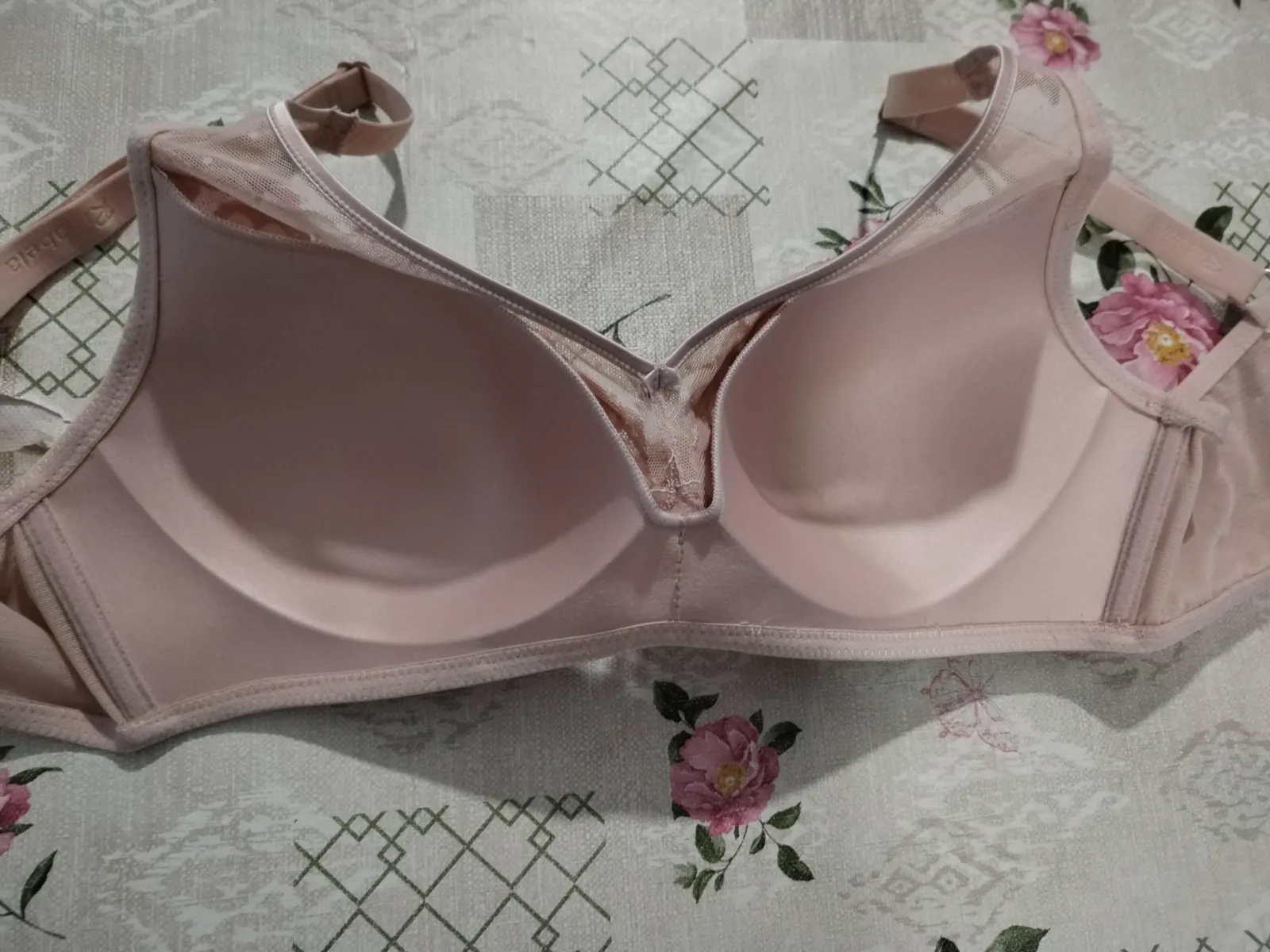 Très beau soutien gorge neuf raffiné, très confortable sans armatures.  – Ricabela – taille XL 3