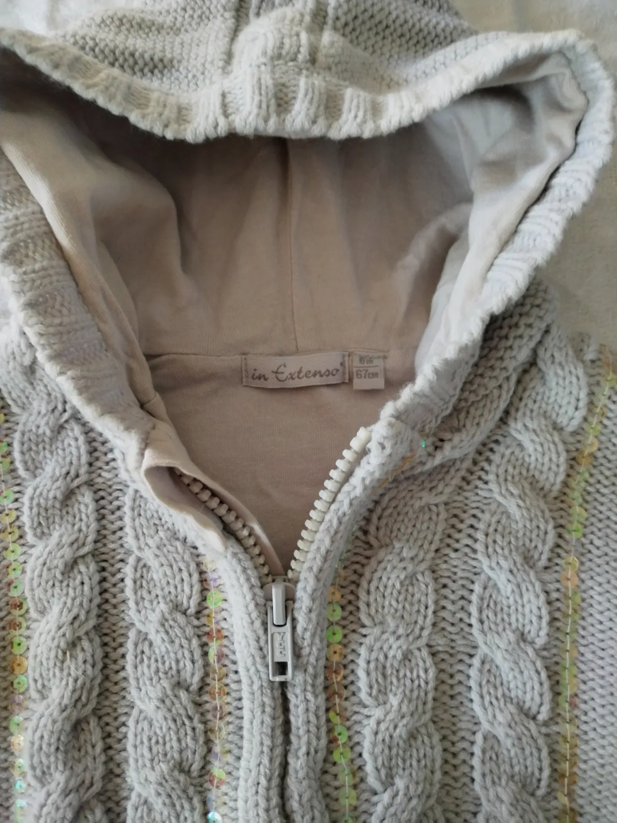Jolie petite veste à capuche en laine, 6 mois.  – Extenso – taille 6 mois 3