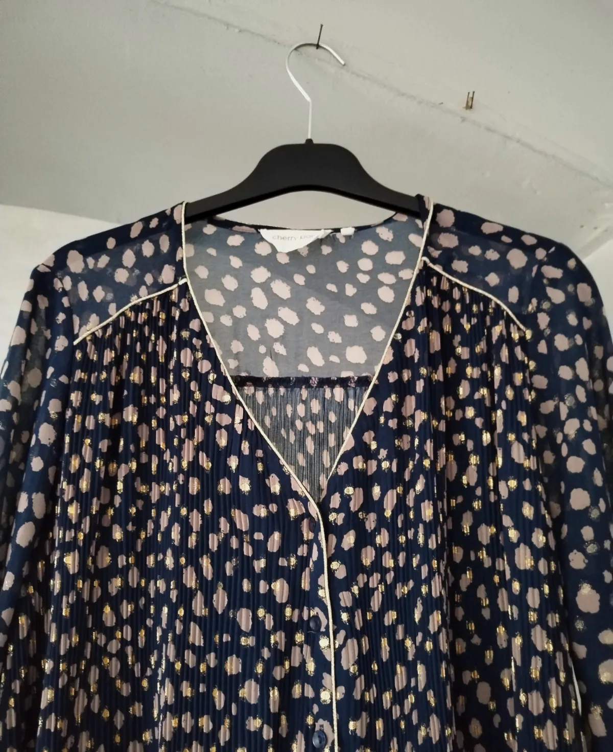 Très beau chemisier model déposé cherri paris taille 38, ample et plis.  – Cherri paris – taille L 8