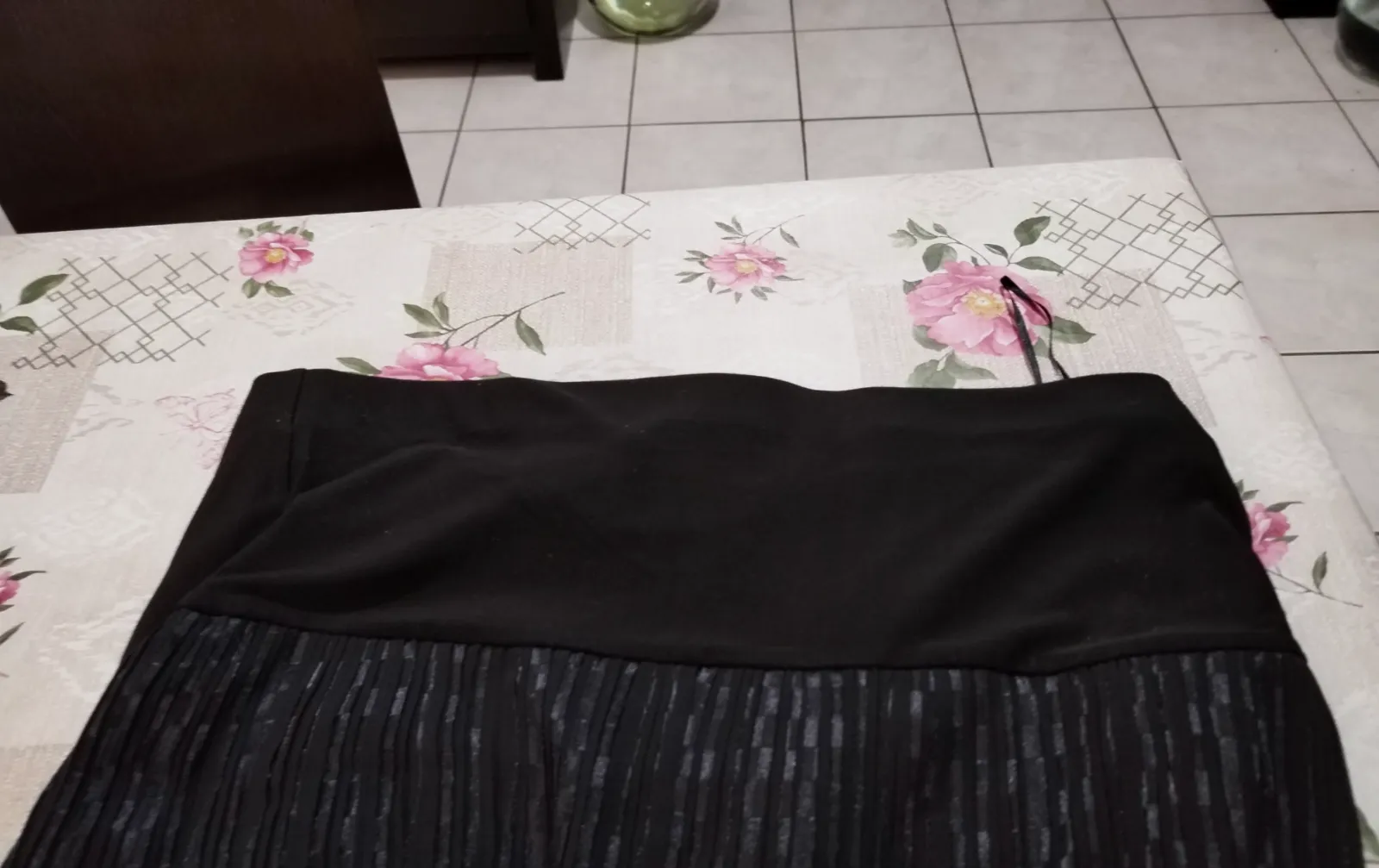 Jolie jupe fluide doublée plissée, large bande à la taille, taille L – Autre – taille L 7