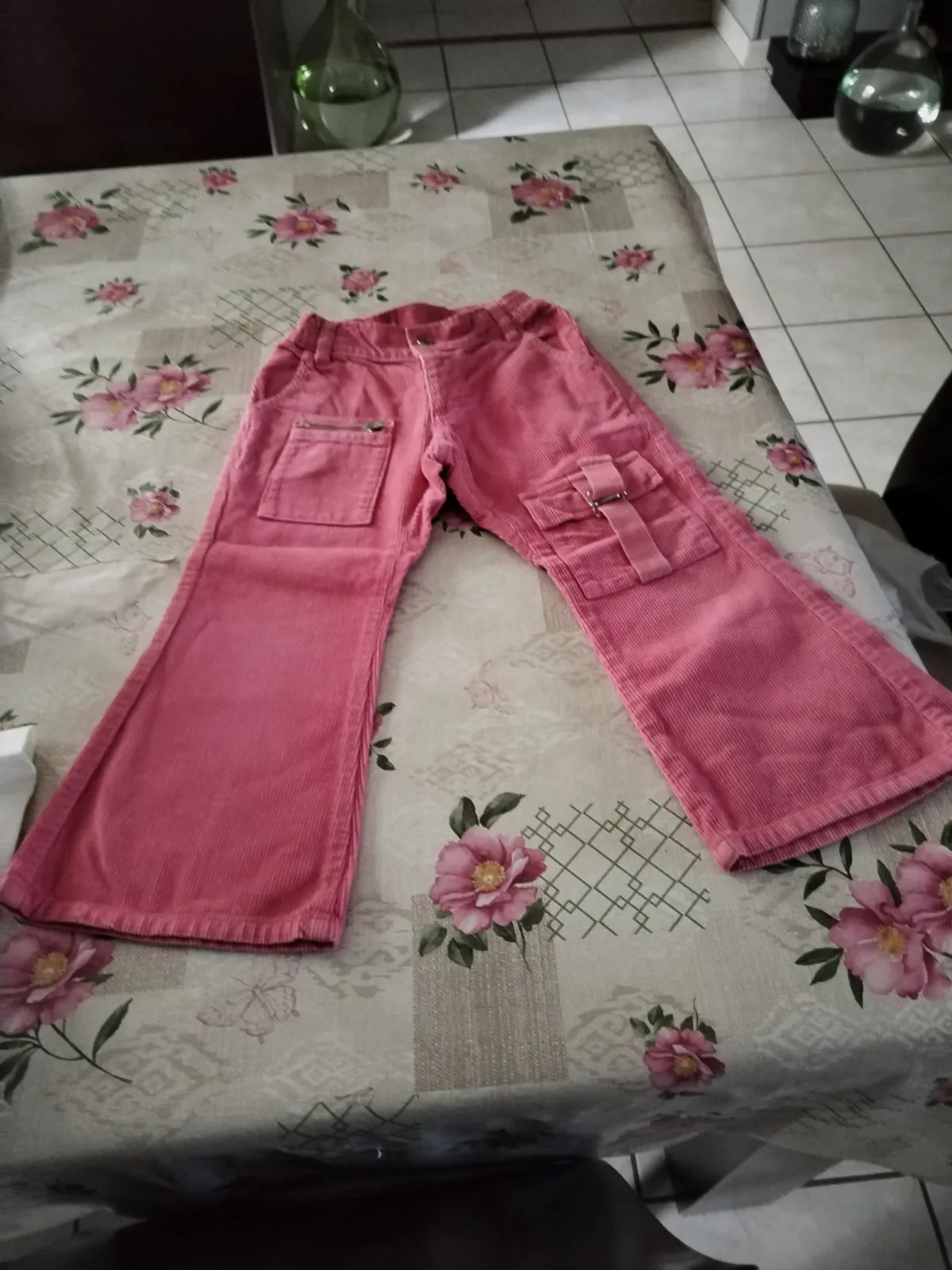 Joli pantalon fille rose vintage en velours côtelé large sur le bas, 22 mois /92 – Rilumar – taille 24 mois 2