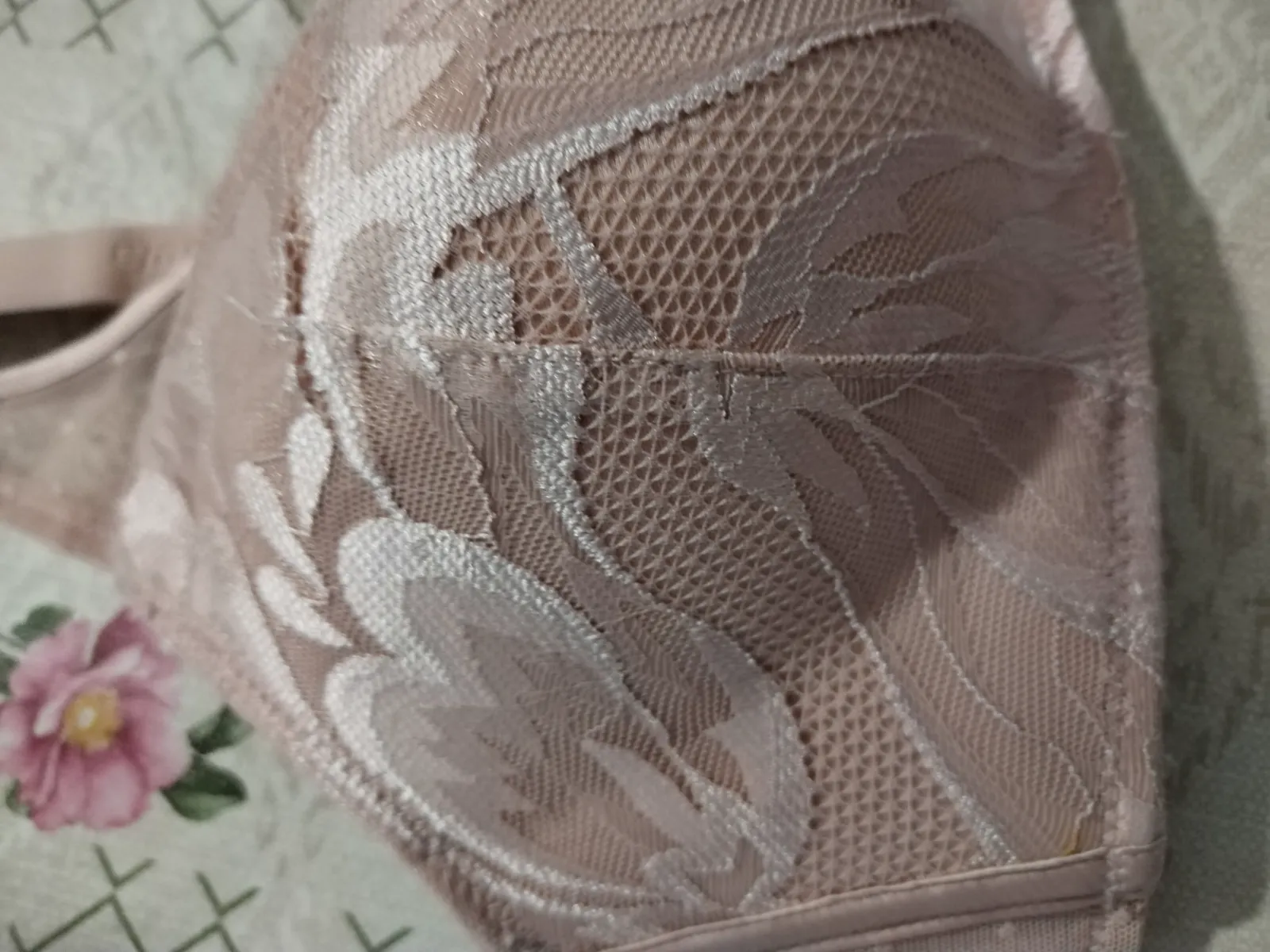 Très beau soutien gorge neuf raffiné, très confortable sans armatures.  – Ricabela – taille XL 7