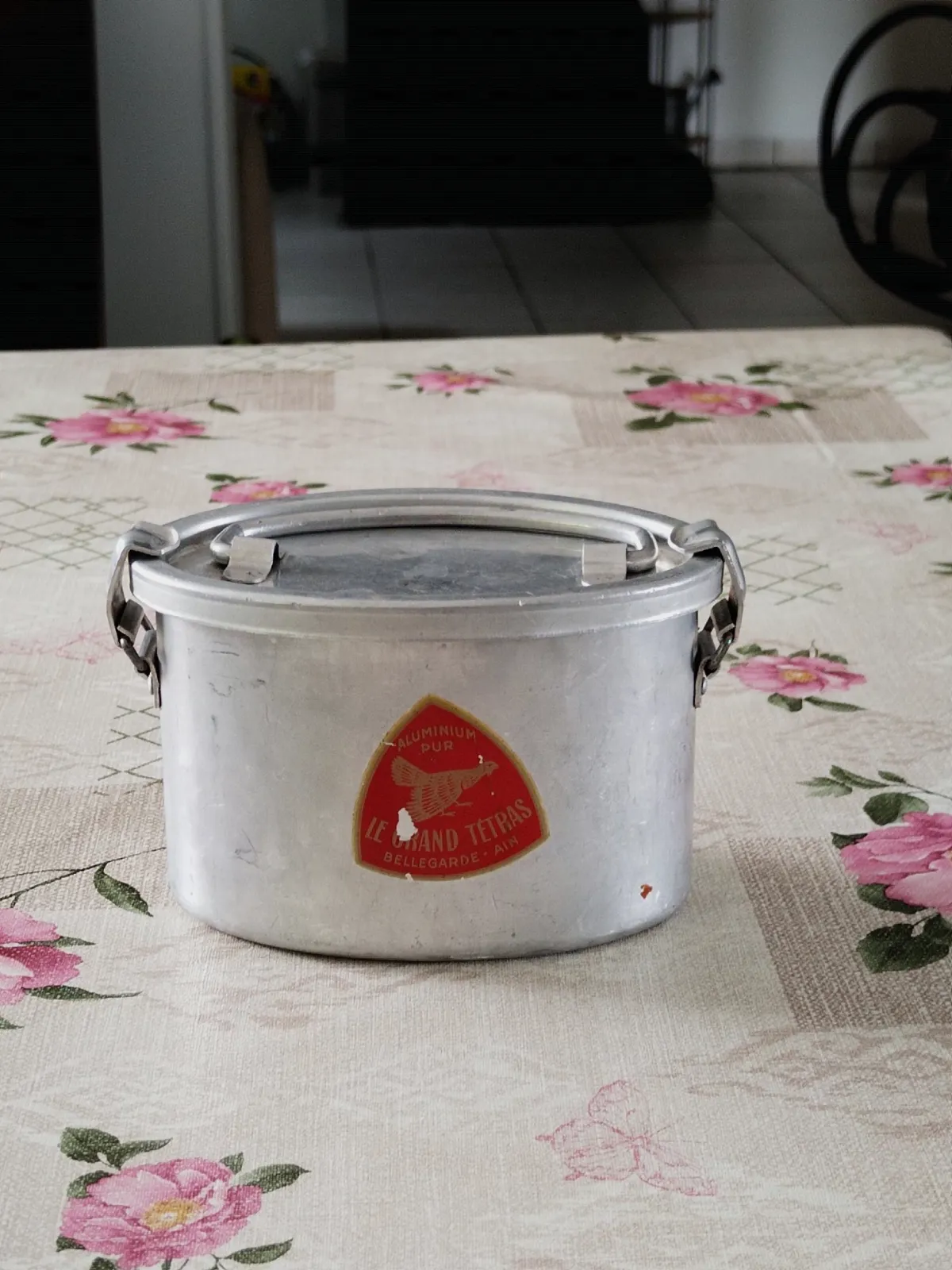 Ancienne gamelle vintage rétro en aluminium pur années 1945 /1970. 