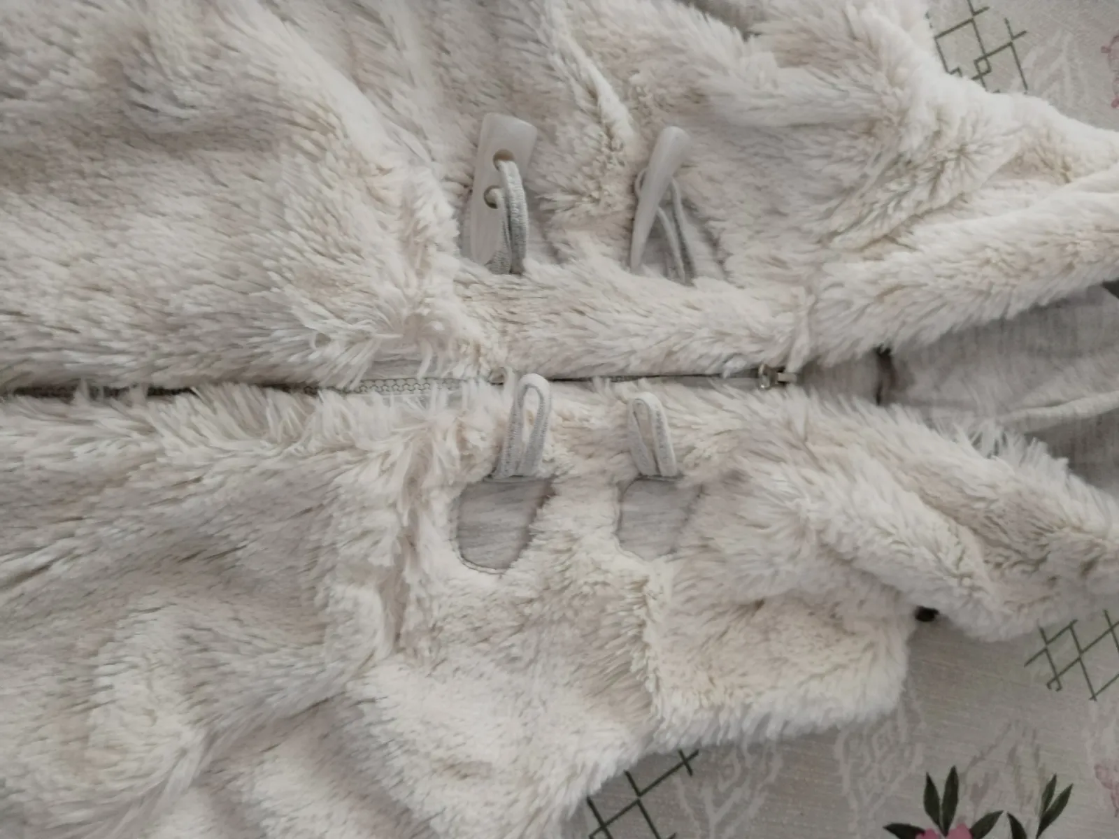 Joli gilet à capuche sans manches, fausse fourrure, 12 mois. – Inconnu – taille 12 mois 4
