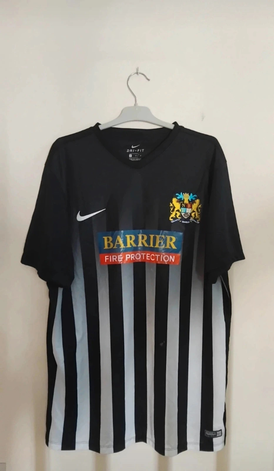 Camiseta Newcastle Benfield 16/17 hombre original