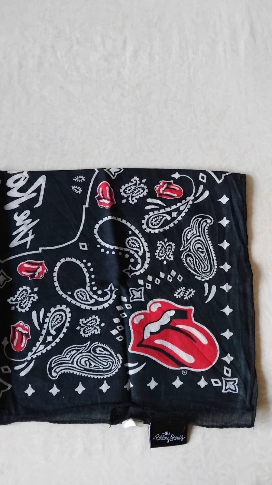 Pañuelo The Rolling Stones Zara hombre talla M – Zara 4