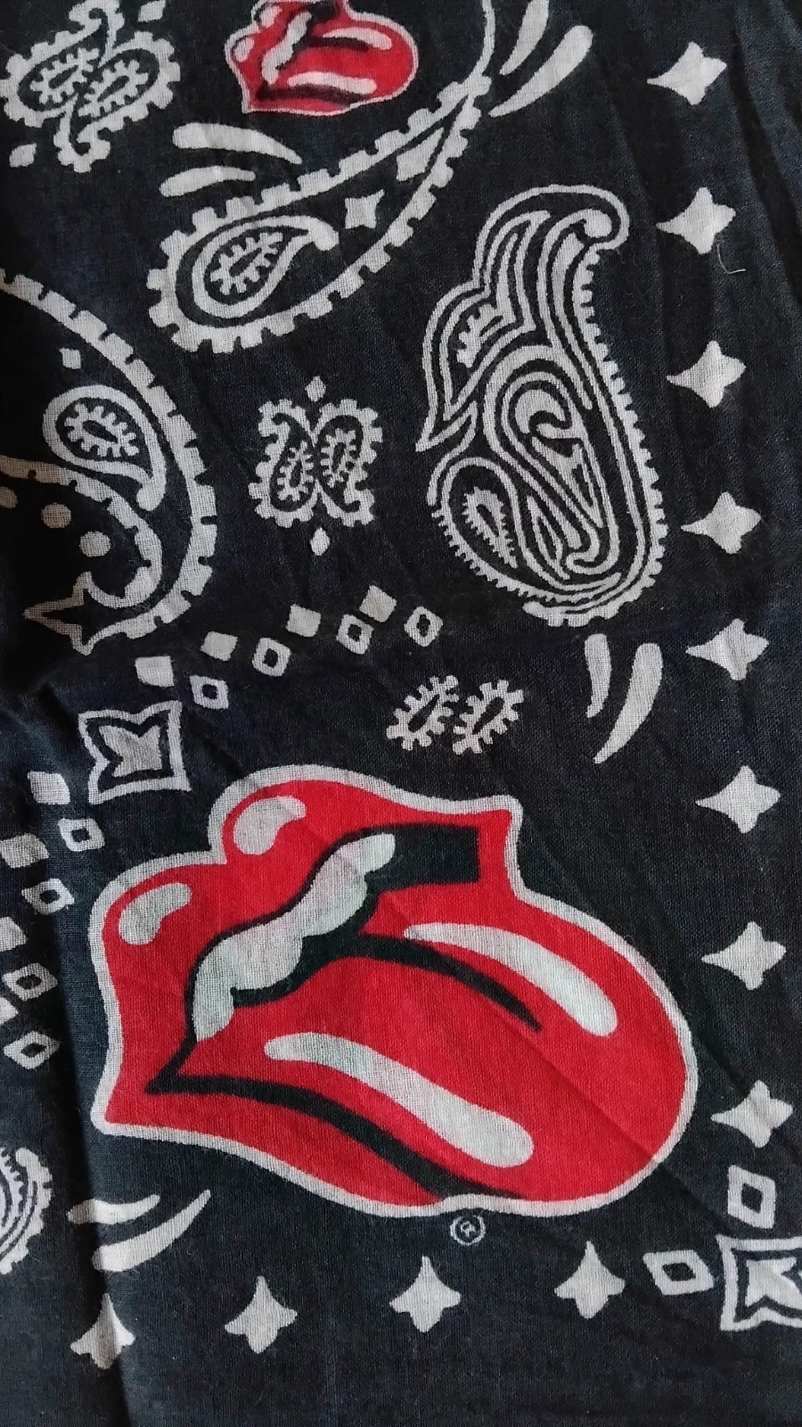 Pañuelo The Rolling Stones Zara hombre talla M – Zara 3