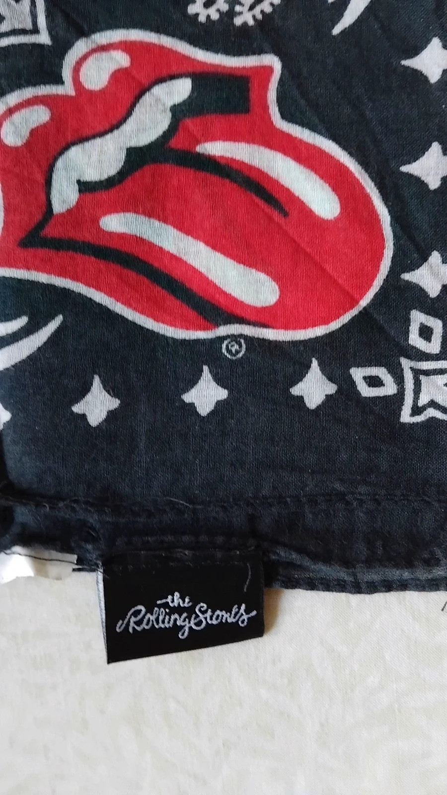 Pañuelo The Rolling Stones Zara hombre talla M – Zara 2