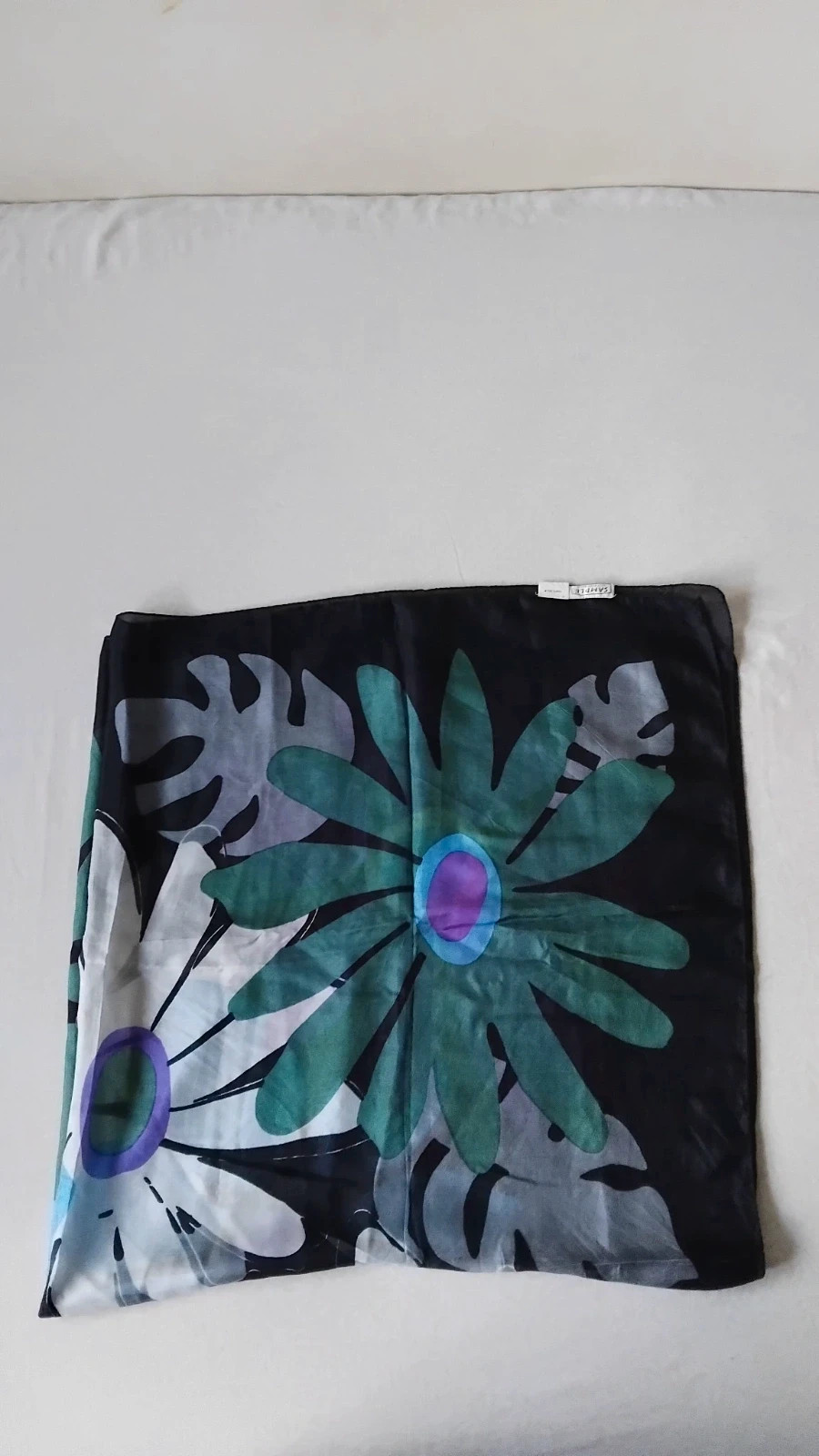 Pañuelo vintage mujer 104 cm