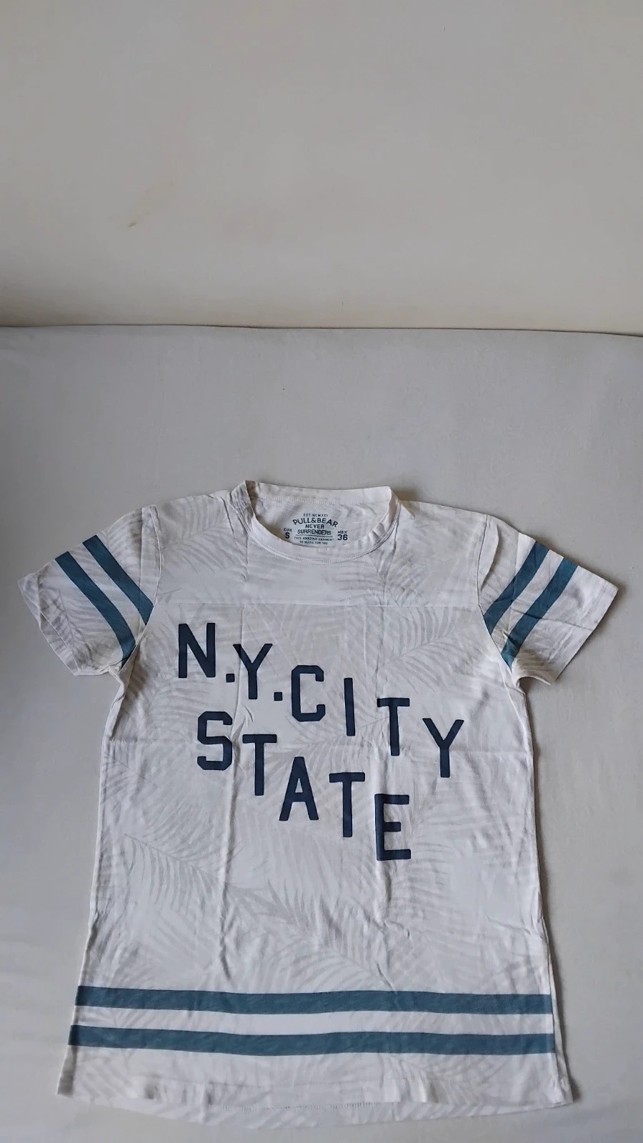 Camiseta corta estampada Pull & Bear hombre talla S