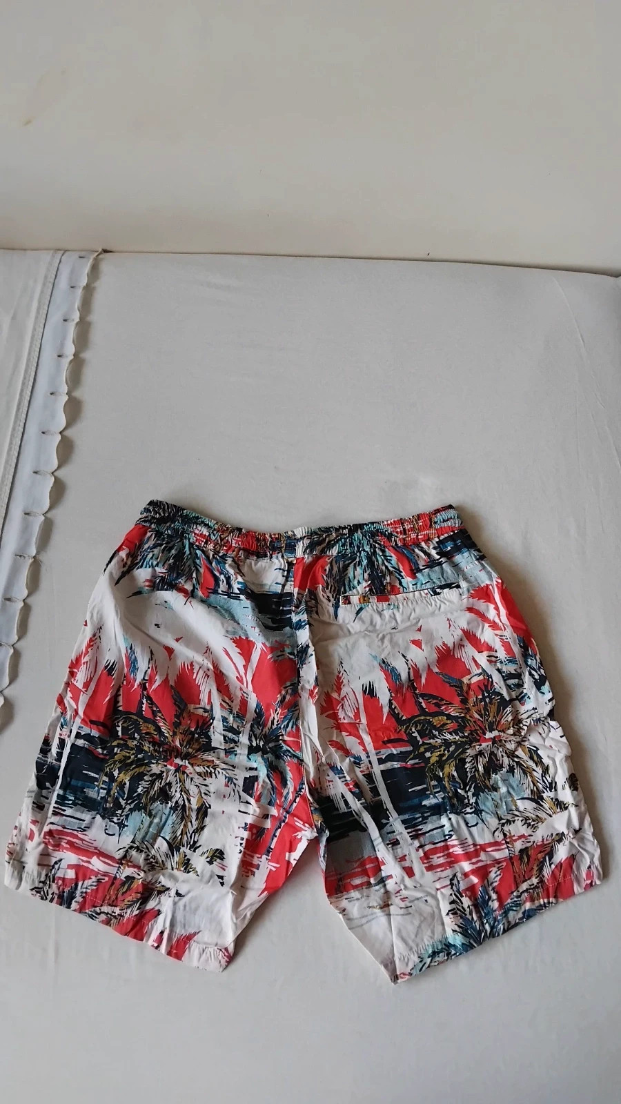 Pantalón corto estampado Bershka hombre talla L – Bershka – taille L 4