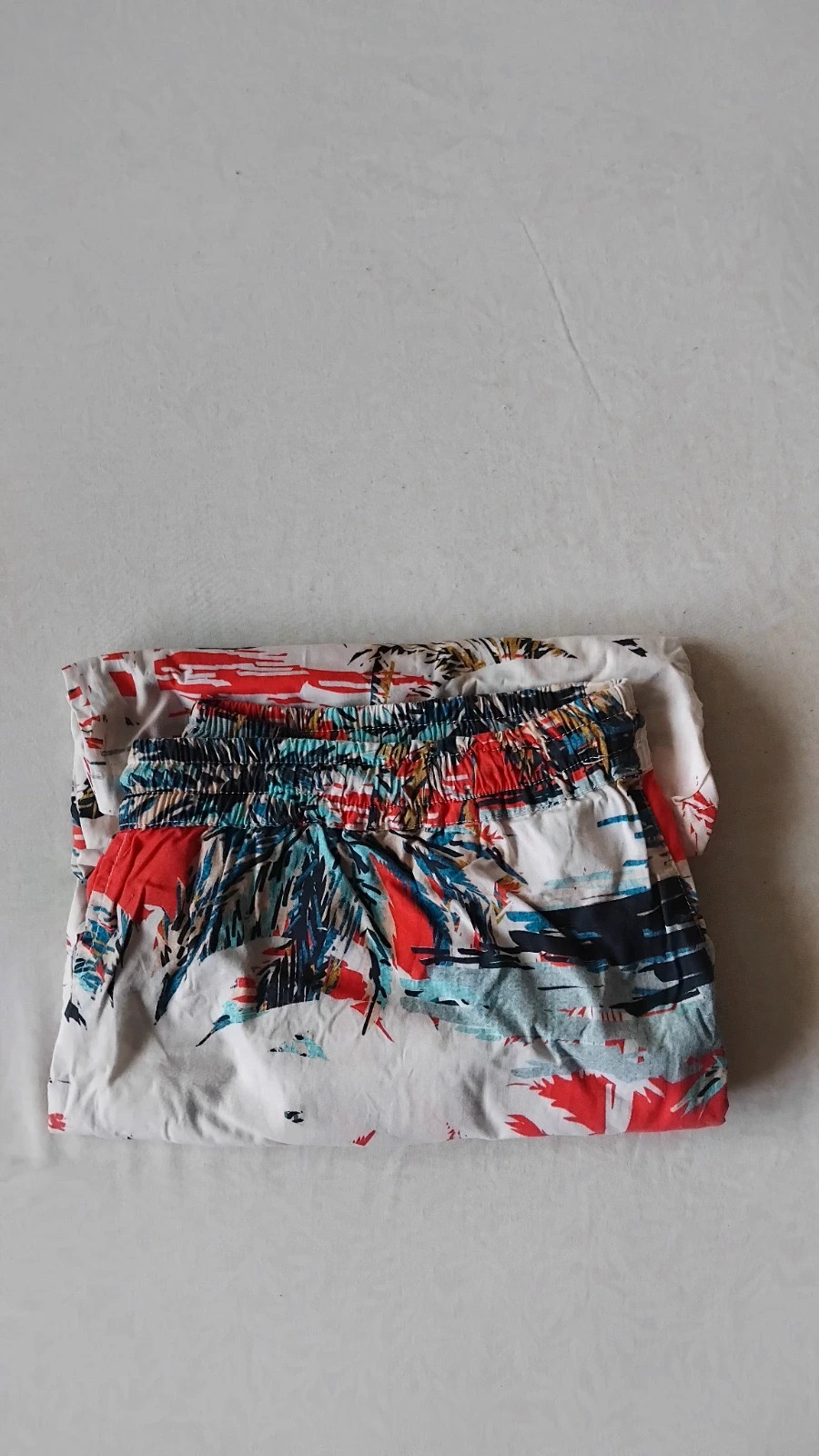 Pantalón corto estampado Bershka hombre talla L
