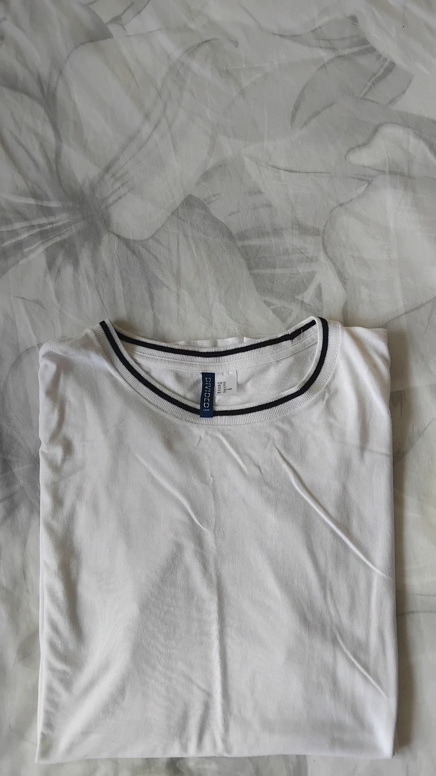 Camiseta corta H&M hombre talla XL