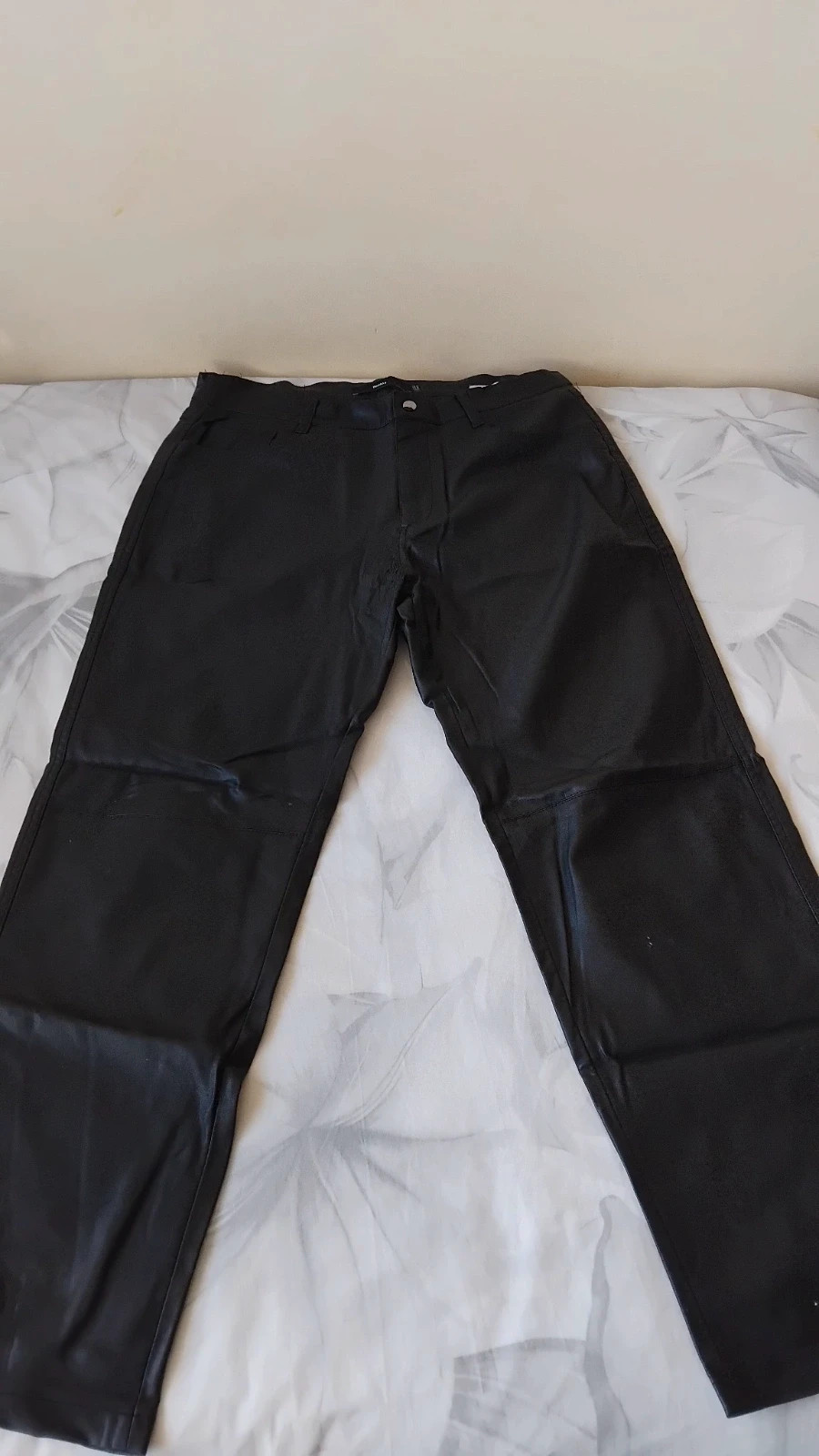 Pantalón largo ancho Wide fit ancho Bershka hombre talla 42
