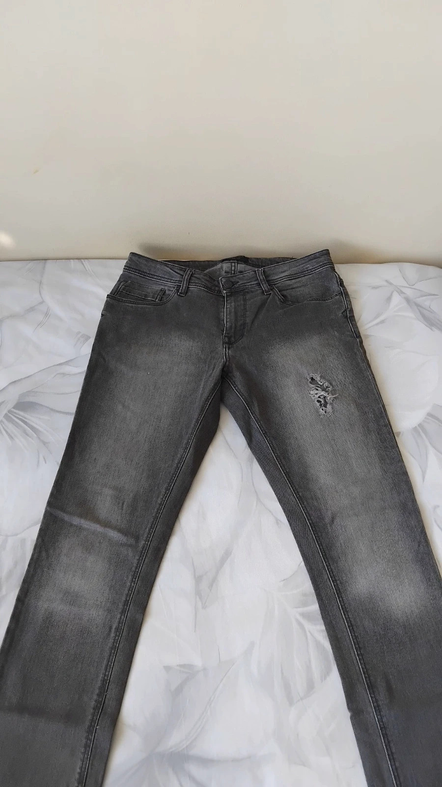 Pantalón largo skinny fit Bershka hombre talla 40