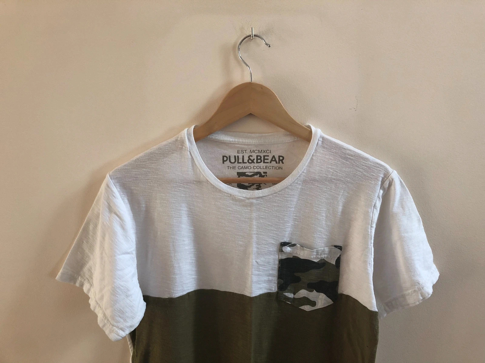Camiseta corta estampado camuflaje Pull & Bear hombre talla S – Pull & Bear – taille S 3