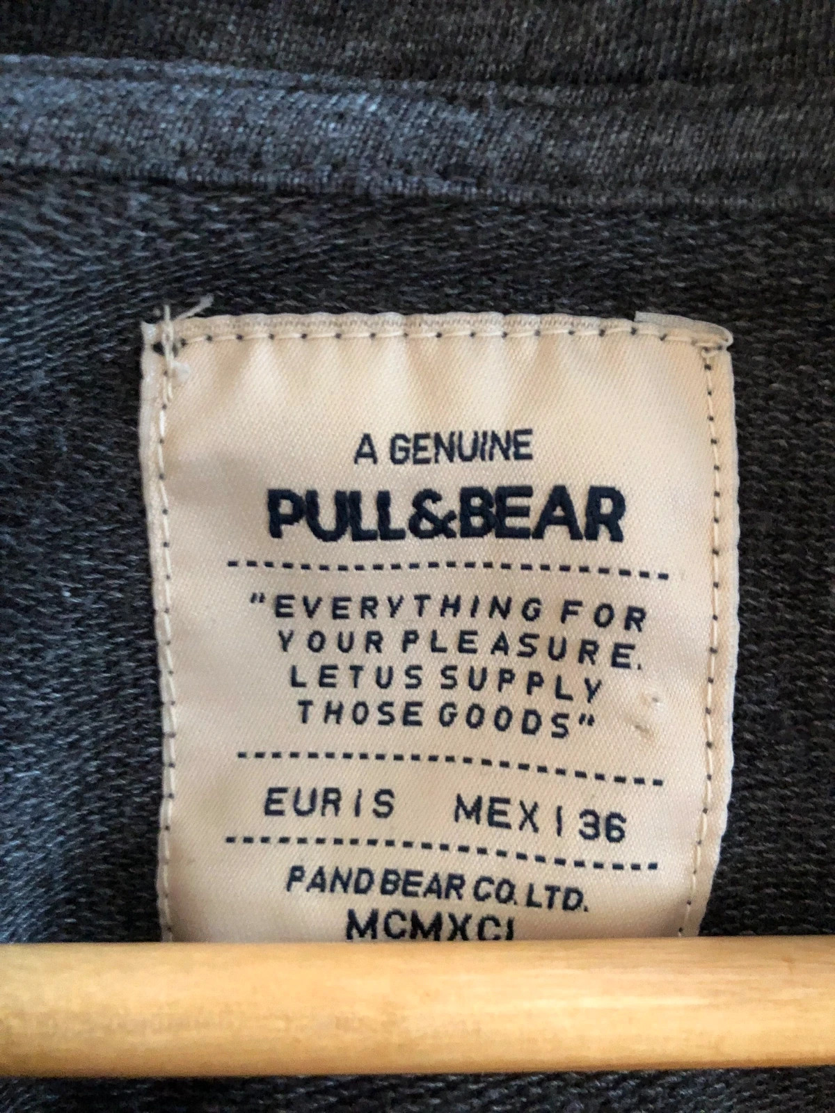 Sudadera de cremallera con capucha Pull & Bear unisex talla S – Pull & Bear – taille S 2