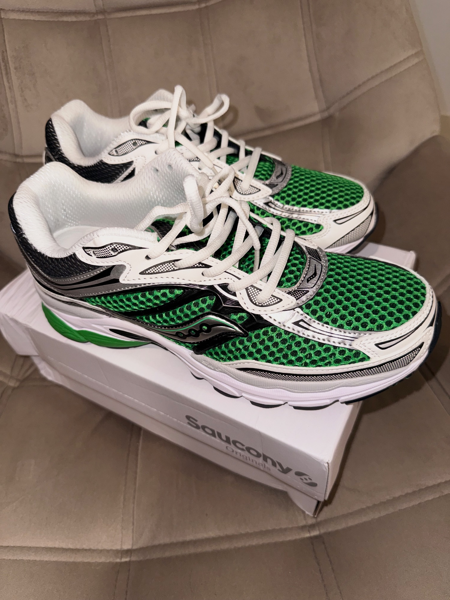 Saucony