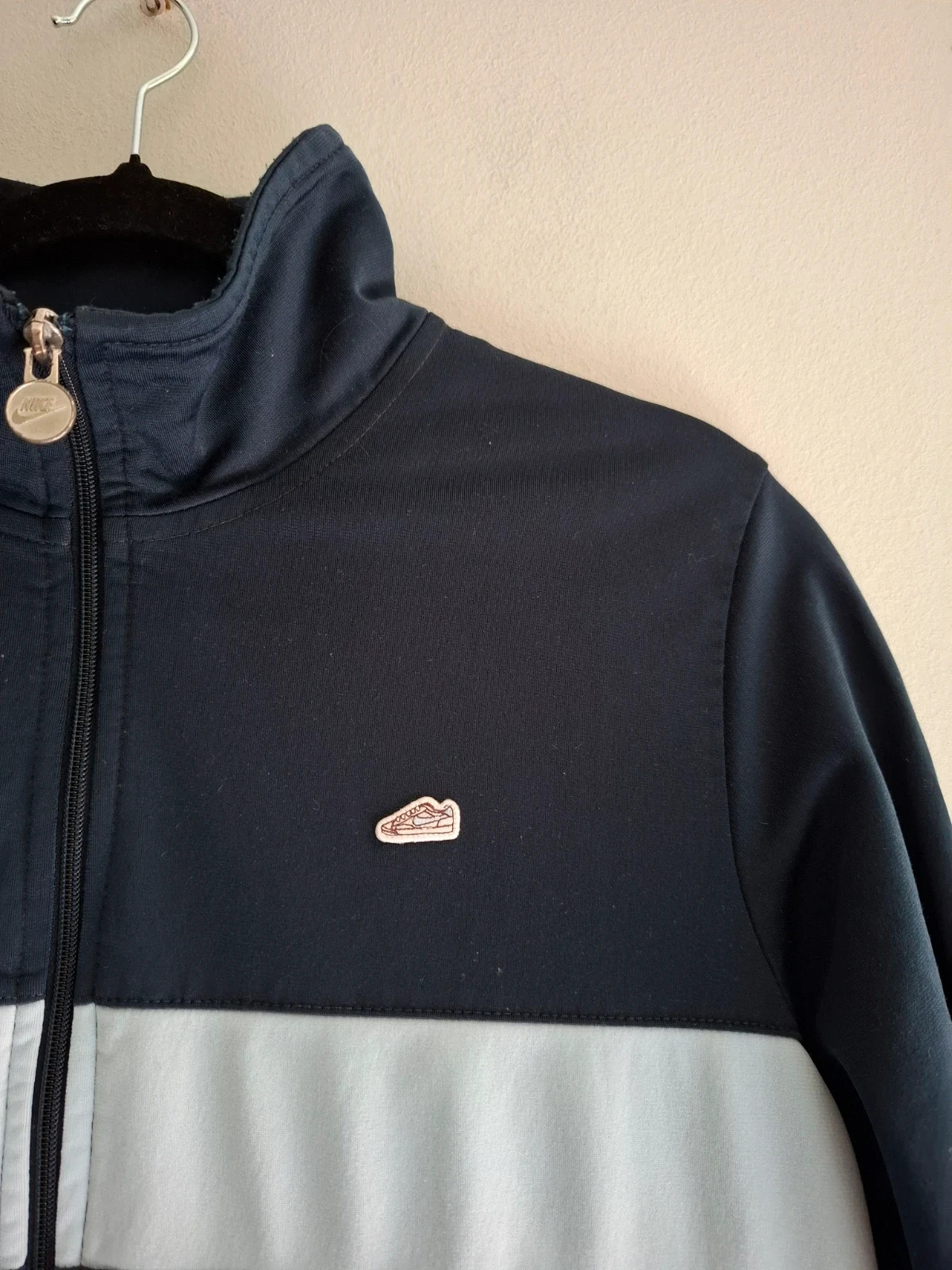 Chaqueta de chándal Nike Vintage – Azul Marino & Blanca – Nike – taille M 2