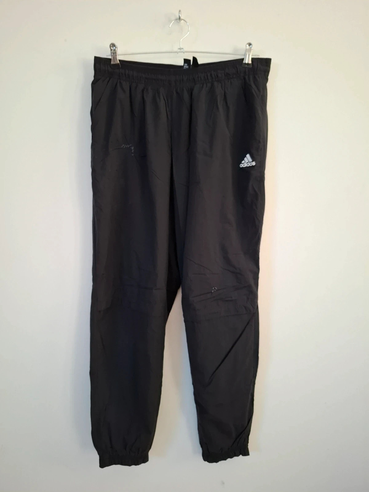 Pantalón de chándal Adidas negro - Talla M – adidas – taille M