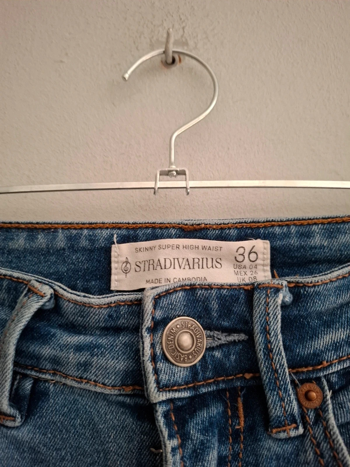 Vaqueros Stradivarius Skinny Super High Waist - Talla 36 – Stradivarius – taille S / 36 / 8 3
