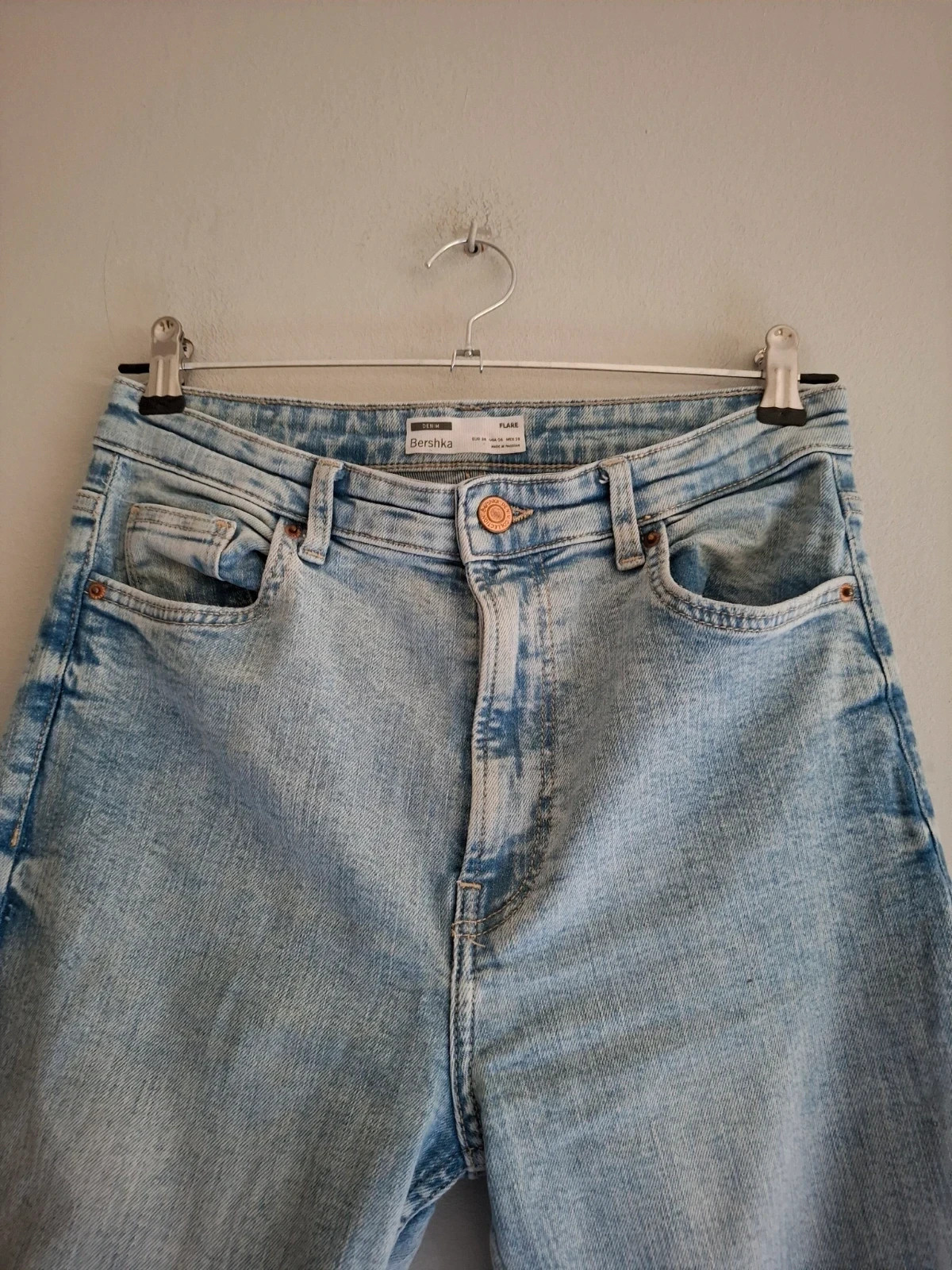 Jeans Flare Bershka T.38 – Vaqueros Campana Tiro Alto – Bershka – taille M / 38 / 10 2