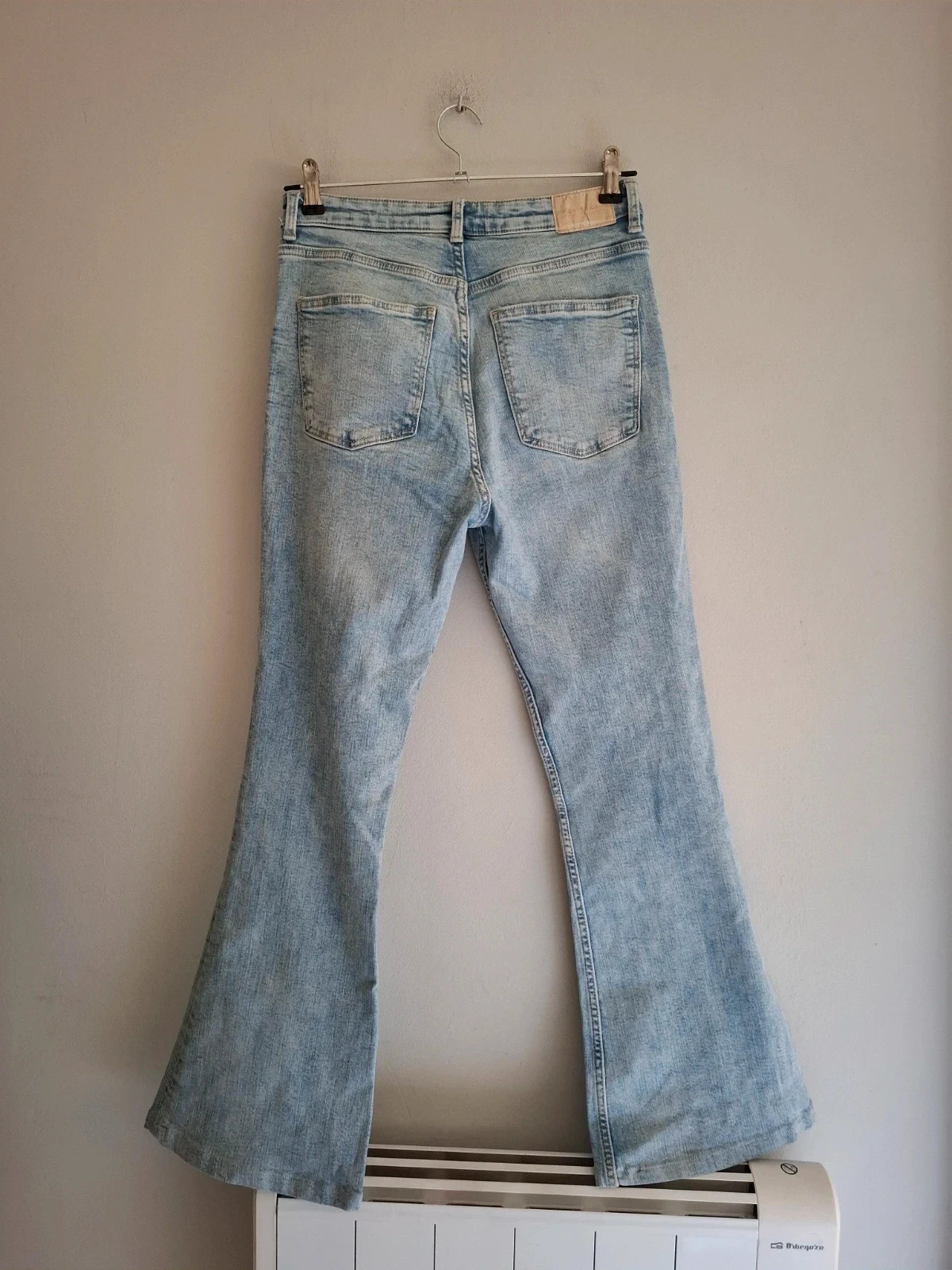 Jeans Flare Bershka T.38 – Vaqueros Campana Tiro Alto – Bershka – taille M / 38 / 10 4