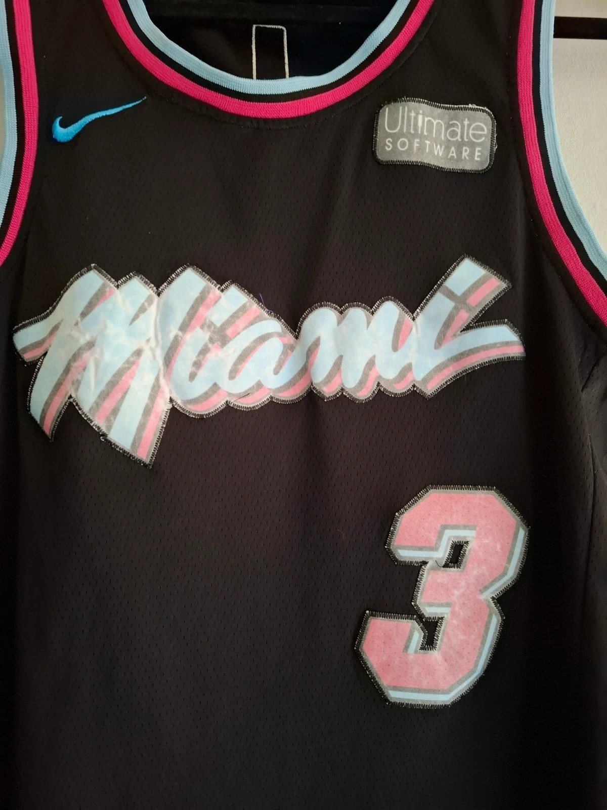 Camiseta Miami Heat Wade 'Vice Nights' - Talla 44 (S/M) – Nike – taille S 2