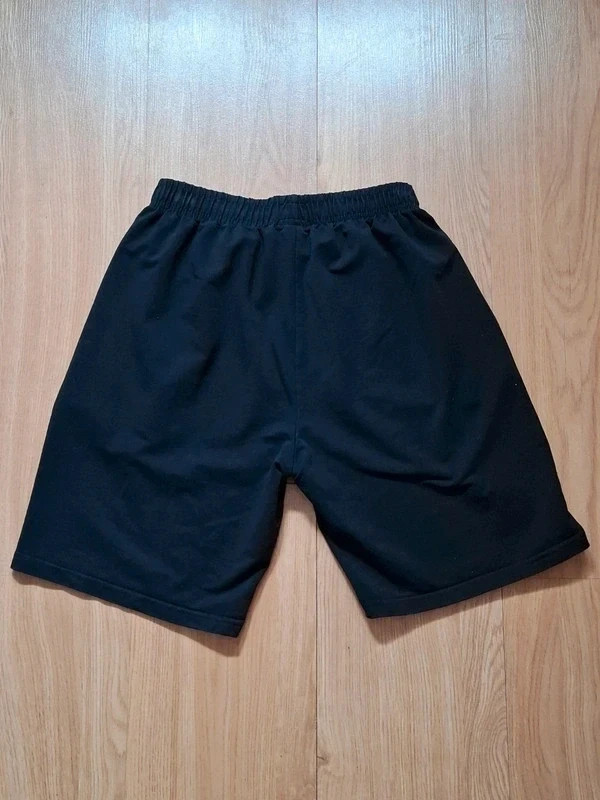 Shorts Deportivos Negros Ellesse Talla S – Nike – taille S 4