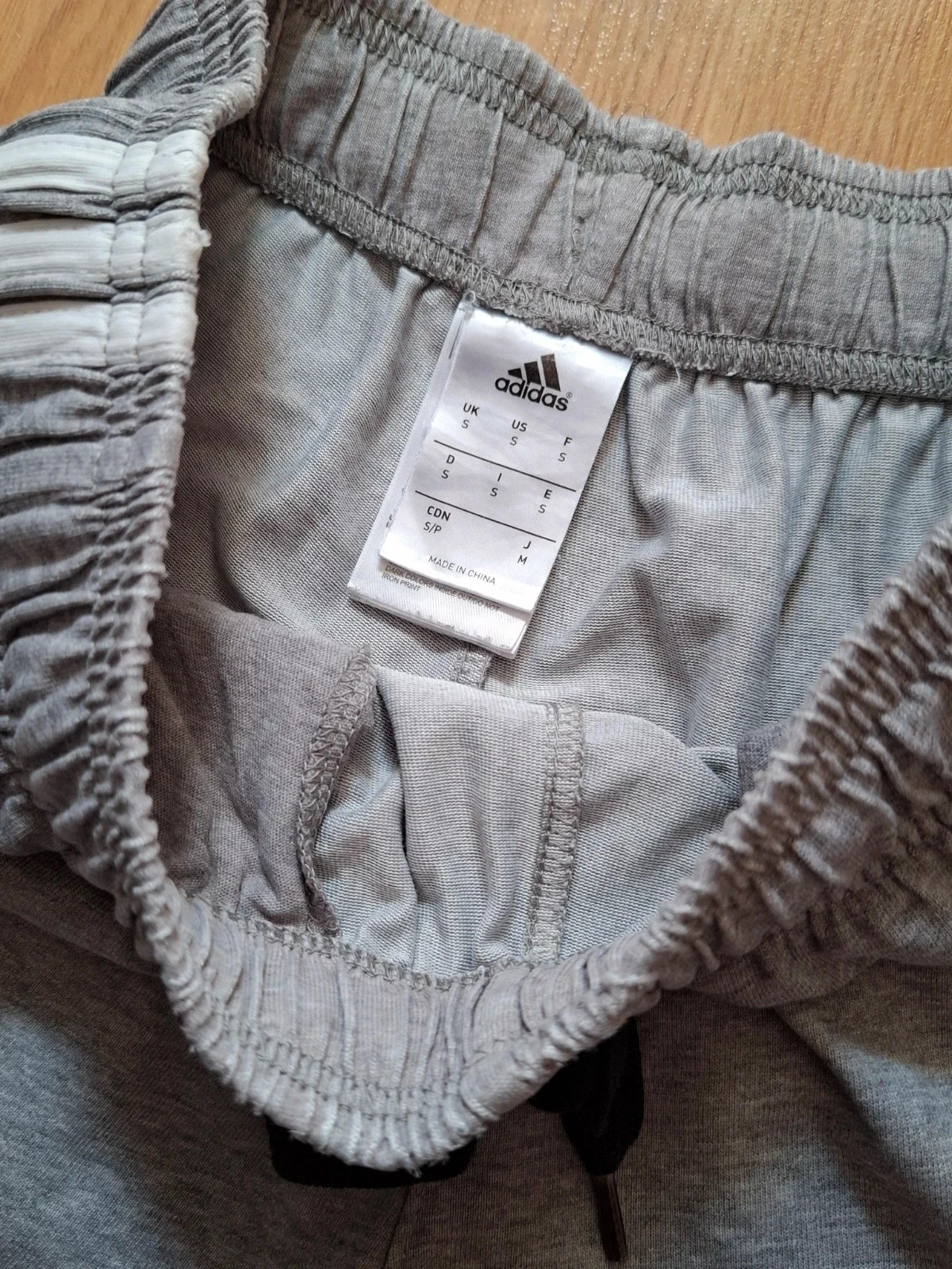Shorts Adidas Grises Talla S - Cómodos y Deportivos – adidas – taille S 4