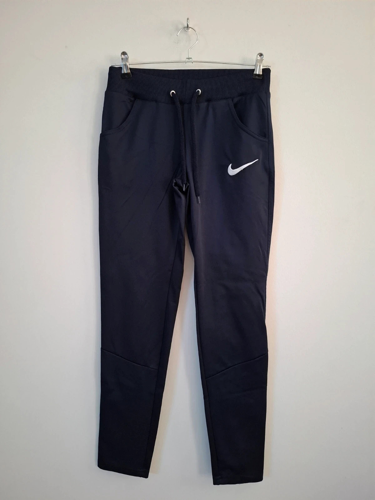Pantalón de chándal Nike azul marino Talla M – Nike – taille M / 38 / 10