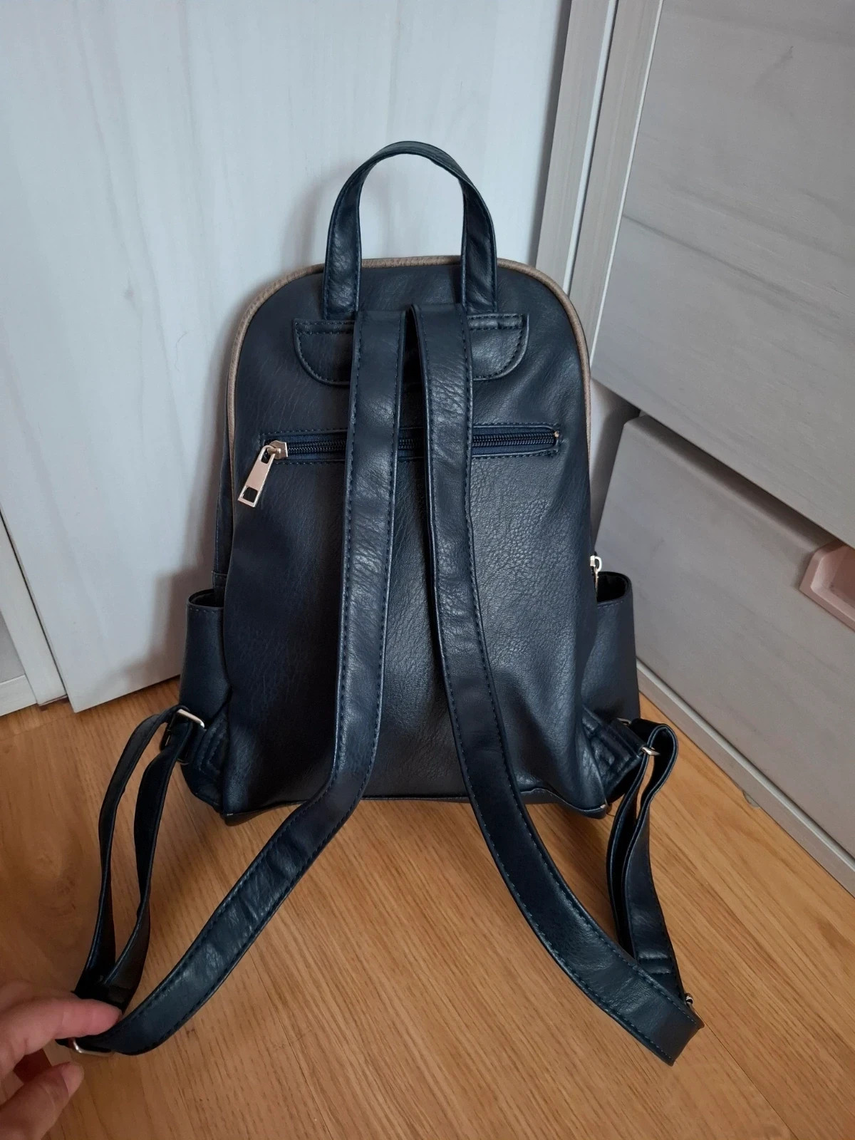 Mochila casual azul marino Antonio – Antonio 4