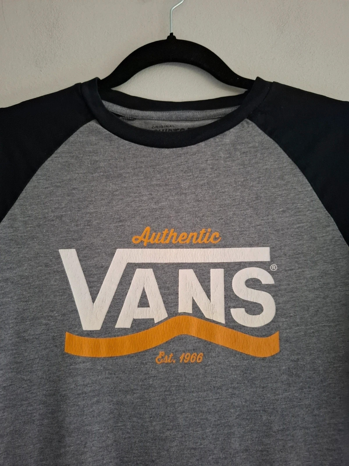 Camiseta Vans estilo béisbol gris y negra - Talla S – Vans – taille S 2