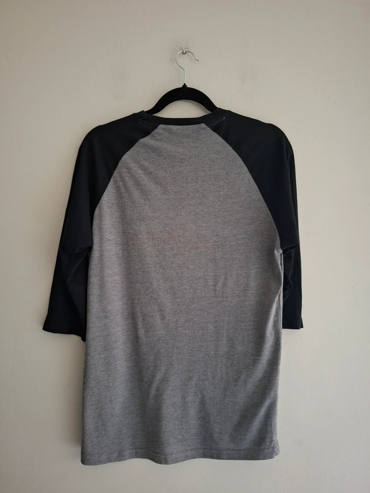 Camiseta Vans estilo béisbol gris y negra - Talla S – Vans – taille S 4