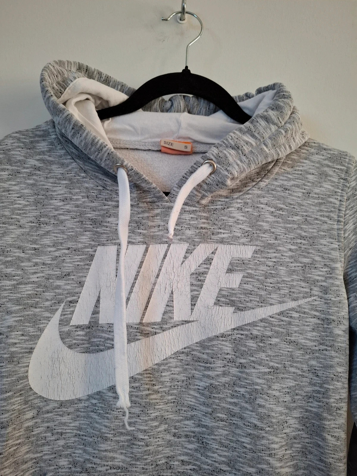 Sudadera Gris con Capucha Nike "The Athletic Dept." – Nike – taille S / 36 / 8 2