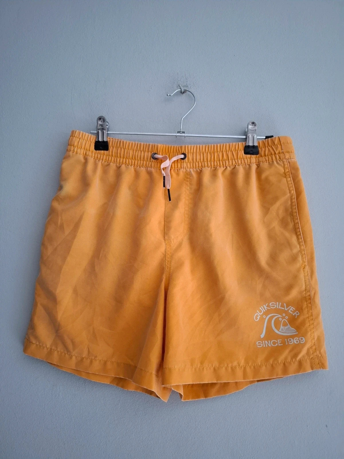 Bañador Quiksilver amarillo mostaza Talla L (14 años)